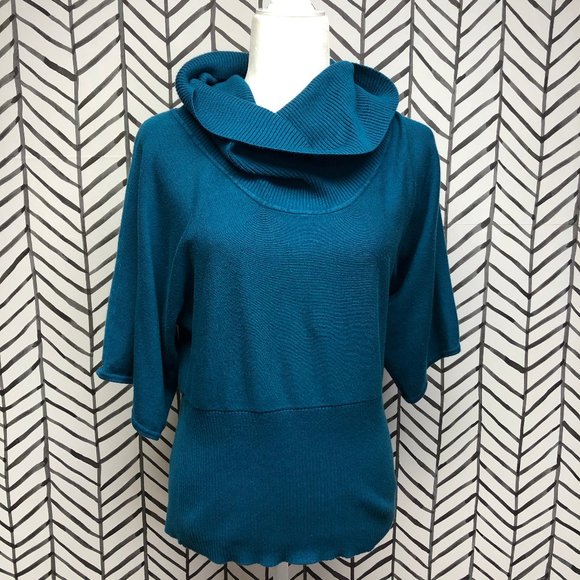 Cable Gauge Blue Cowl Neck Short Sleeve 